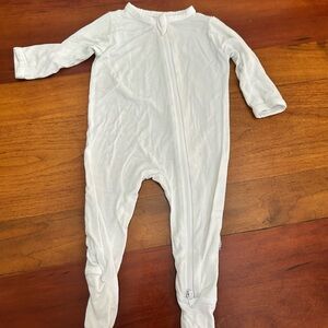 Kyte BABY Soft White Kids Bodysuit